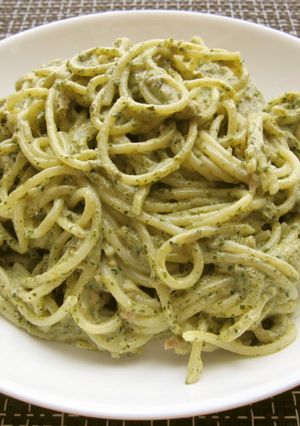 緑茶でジェノバ風クリームパスタ-レシピのメイン写真