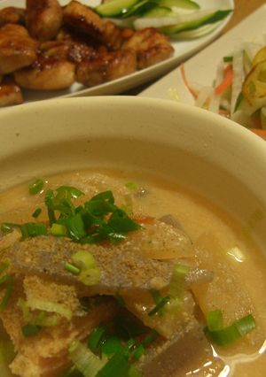 鮭のアラを使った栄養満点！美味しいかす汁-レシピのメイン写真