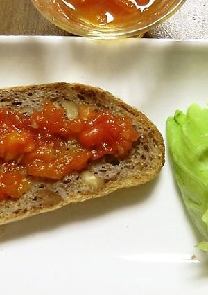 トマト１個でおちょこ１杯のトマトジャム-レシピのメイン写真