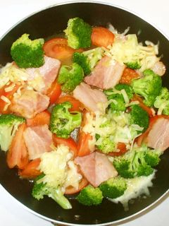 野菜さっぱり炒め♪簡単チーズベーコン-レシピのメイン写真