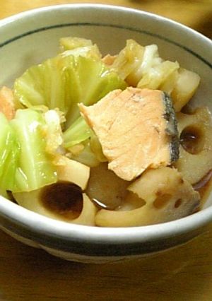 余った塩鮭とキャベツと蓮根の簡単甘味噌煮-レシピのメイン写真