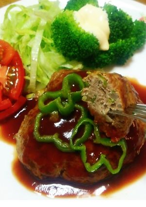 ピーマン大量消費ハンバーグ-レシピのメイン写真