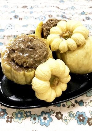 可愛いかぼちゃ♡テーブルクィーンの肉詰め-レシピのメイン写真