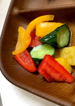 サッパリ！簡単パプリカと夏野菜の浅漬け-レシピのメイン写真