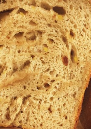 りんごとレーズン入りの米粉パン♪-レシピのメイン写真