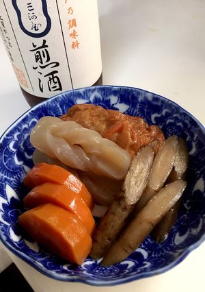 煎り酒で。牛蒡蒟蒻、人参薩摩揚げ煮-レシピのメイン写真