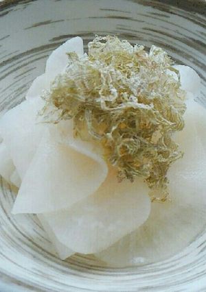 こんぶ茶で作る大根の酢漬け-レシピのメイン写真
