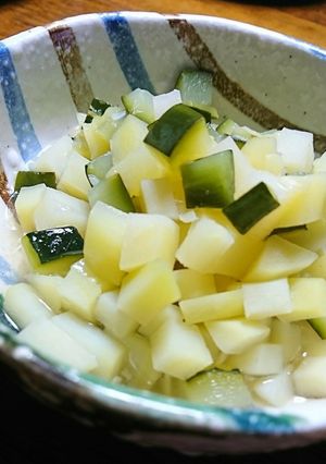簡単☆じゃが芋とズッキーニのあっさり煮♡-レシピのメイン写真