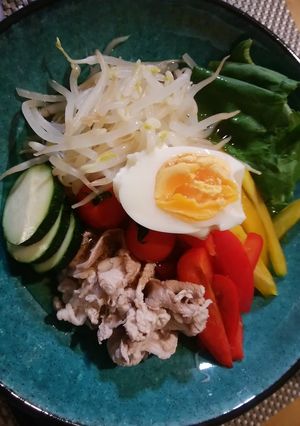 野菜たっぷりコンソメジュレ冷麺-レシピのメイン写真