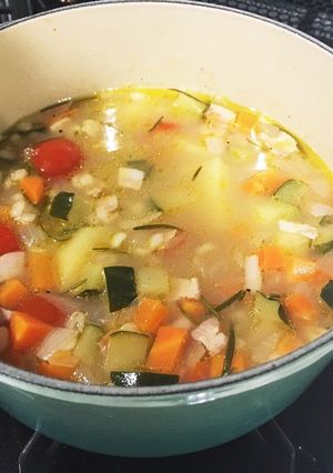 身体に優しい押麦と野菜の食べるスープ-レシピのメイン写真
