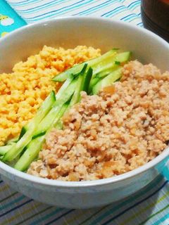 鶏そぼろ丼-レシピのメイン写真