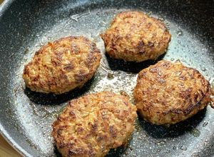 卵・パン粉なし＊肉汁じゅわりハンバーグ＊-レシピのメイン写真