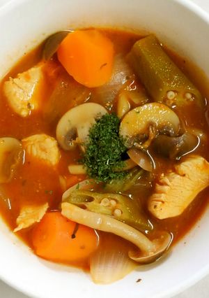 簡単！鶏むね肉とオクラ♪野菜のトマト煮-レシピのメイン写真