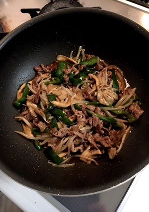 旨し！牛肉と舞茸のオイスター炒め〜です。-レシピのメイン写真