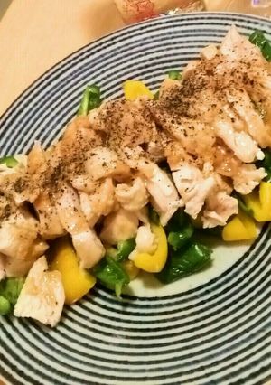 簡単レンジ蒸し鶏とピーマンの味噌だれ-レシピのメイン写真
