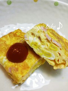 コーンとハムのオムレツ風卵焼き♪お弁当に-レシピのメイン写真