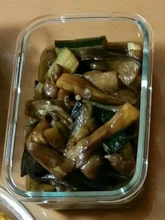 なすびとズッキーニのソース炒め-レシピのメイン写真