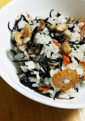 ひじきの混ぜご飯-レシピのメイン写真