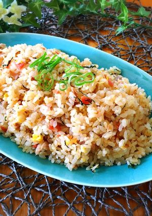 夏休み！脱マンネリ！豚バラ梅しそ炒飯♪-レシピのメイン写真