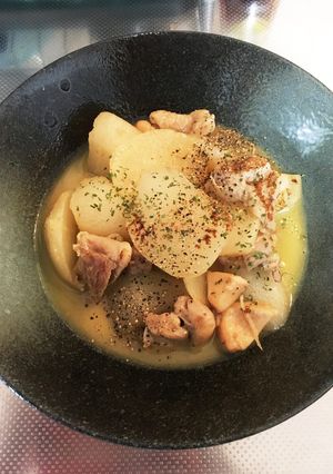 鶏と大根のコンソメバター煮-レシピのメイン写真