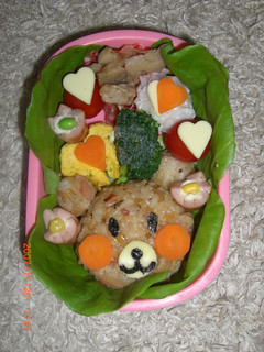 ハートがいっぱいクマさん弁当♪キャラ弁-レシピのメイン写真