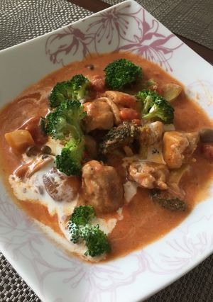 鶏肉とブロッコリーの濃厚トマト煮込み-レシピのメイン写真