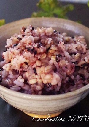 簡単&ヘルシー♪もち麦の黒米ご飯-レシピのメイン写真