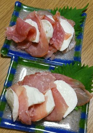 モッツァレラと生ハムのカプレーゼ♪-レシピのメイン写真