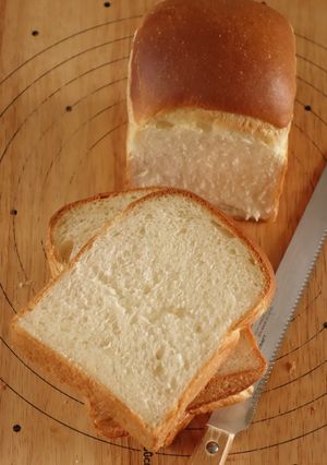 生クリーム食パン(HB使用)-レシピのメイン写真