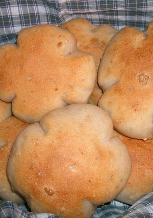 丸めて焼くだけくるみチーズパン(HB)-レシピのメイン写真