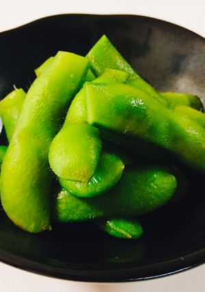 美味しくてビールが進んじゃう枝豆の塩茹で-レシピのメイン写真