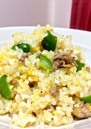 簡単で美味しいガーリックチャーハン-レシピのメイン写真