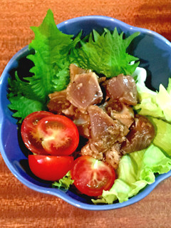 鰹のたたきの漬けのっけサラダ-レシピのメイン写真
