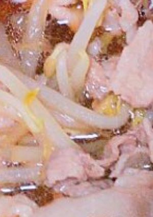 もやしと豚肉の肉じゃが風スープ-レシピのメイン写真