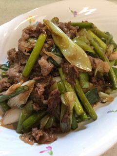 簡単♪牛肉とにんにくの芽スタミナ炒め-レシピのメイン写真