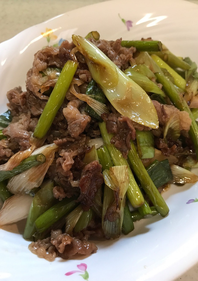 簡単♪牛肉とにんにくの芽スタミナ炒め-レシピのメイン写真