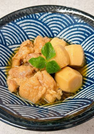 圧力鍋でやわらか♪サトイモと鶏肉の煮物-レシピのメイン写真