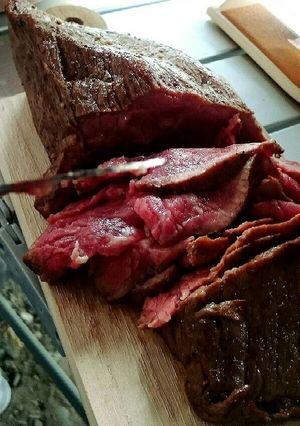 アウトドアでローストビーフ-レシピのメイン写真
