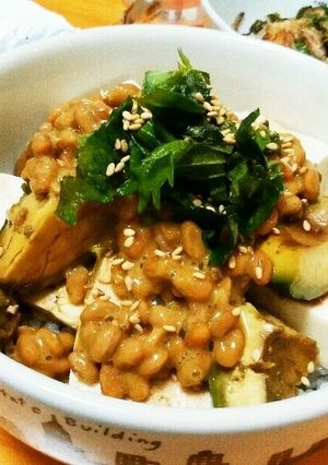 超簡単⭐納豆アボカド豆腐丼-レシピのメイン写真