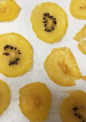 電子レンジで簡単★ドライフルーツ キウイ-レシピのメイン写真