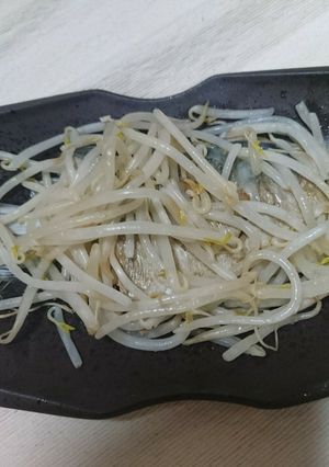 簡単！もやしとサバの蒸し焼き-レシピのメイン写真