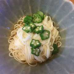 รูปของ 夏バテ防止に♡おくらとそうめんの酢の物