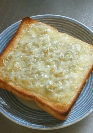 ＊ちりめんチーズトースト-レシピのメイン写真