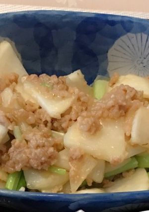 作り置きそぼろで☆わずか5分カブの炒め物-レシピのメイン写真