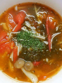 ランチに♪トマトともずくのきのこのスープ-レシピのメイン写真