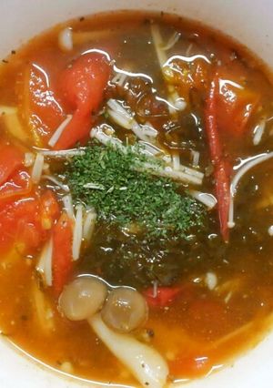 ランチに♪トマトともずくのきのこのスープ-レシピのメイン写真
