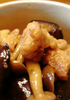 鳥皮、茄子、しめじの炒め物-レシピのメイン写真
