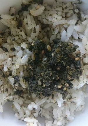 赤紫蘇ジュースを作った後の紫蘇でふりかけ-レシピのメイン写真