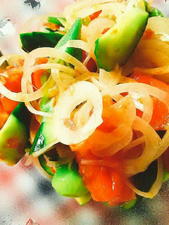 夏野菜彩り梅かつおドレサラダ-レシピのメイン写真
