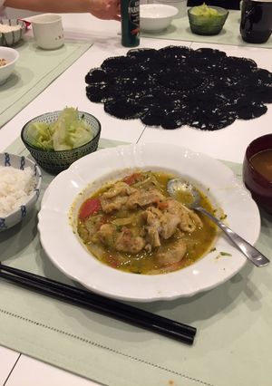鳥もも肉とトマトのバジルソース-レシピのメイン写真
